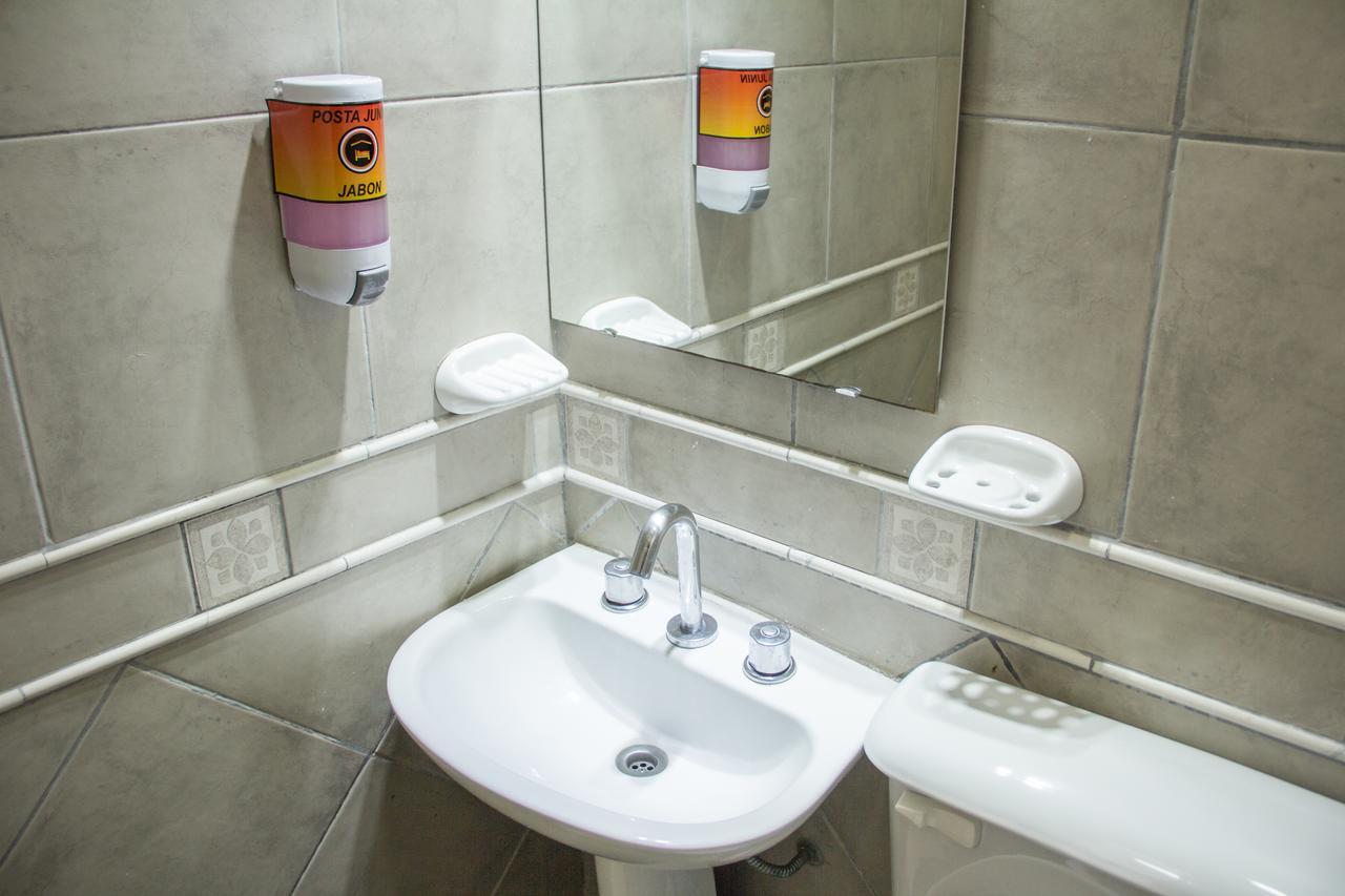 Hotel Posta Junin Екстериор снимка
